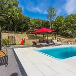 דירה Schoene Mit Pool Und Spielplatz Fuer בריביר